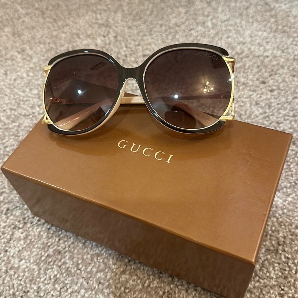 Gucci sunglasses